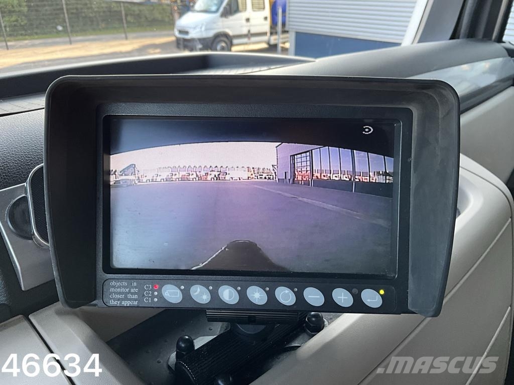 MAN TGS 35.460 8x4 Euro 6 HMF 26 Tonmeter laadkraan Самоскиди