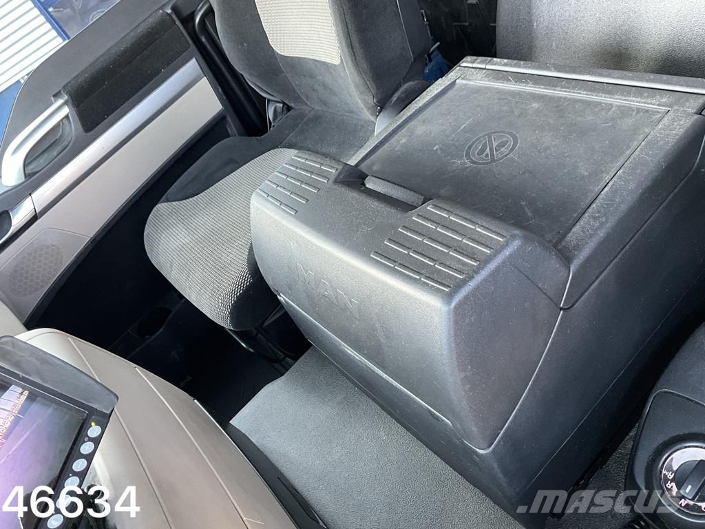 MAN TGS 35.460 8x4 Euro 6 HMF 26 Tonmeter laadkraan Camion ribaltabili