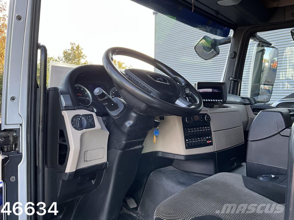 MAN TGS 35.460 8x4 Euro 6 HMF 26 Tonmeter laadkraan Самоскиди