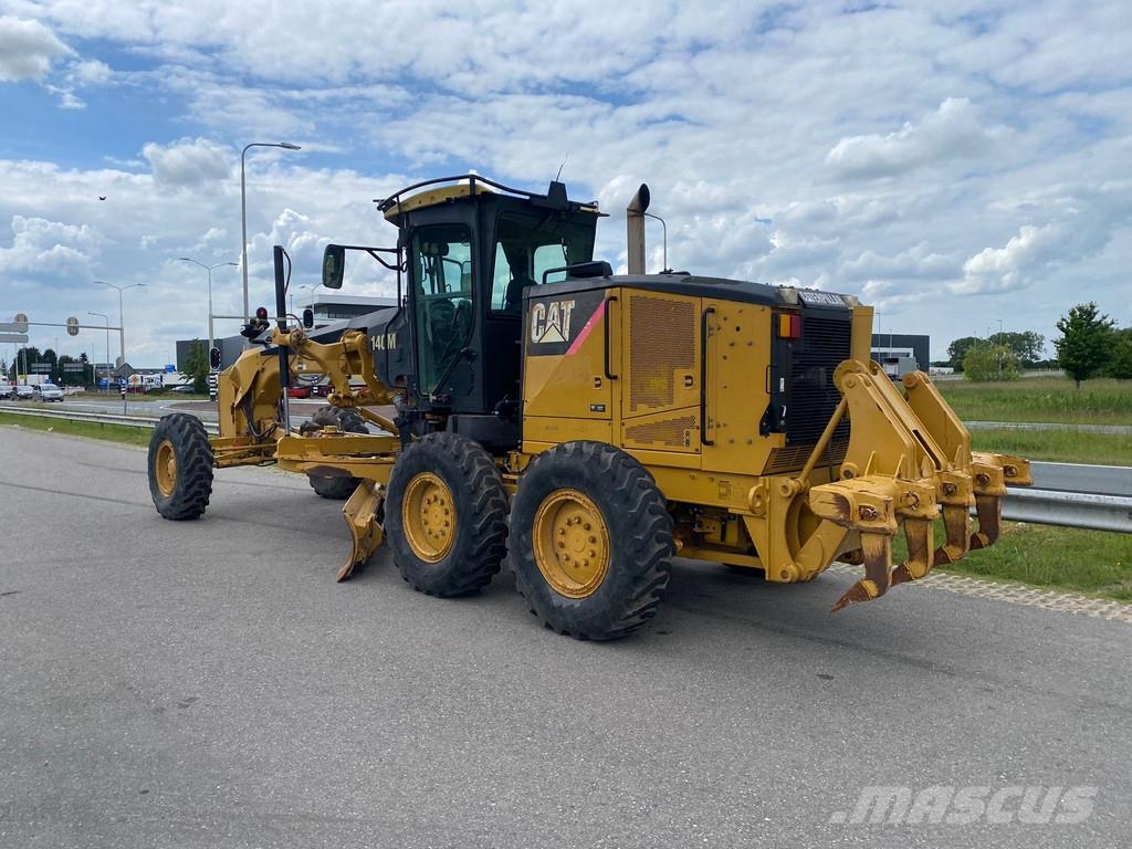 CAT 140M Ripper + Pushblock Tiehöylät