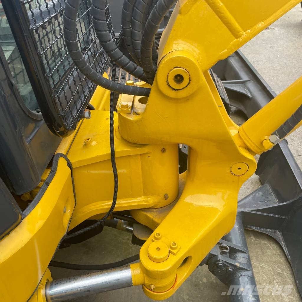 Komatsu PC 35 MR Mini bagri <7t