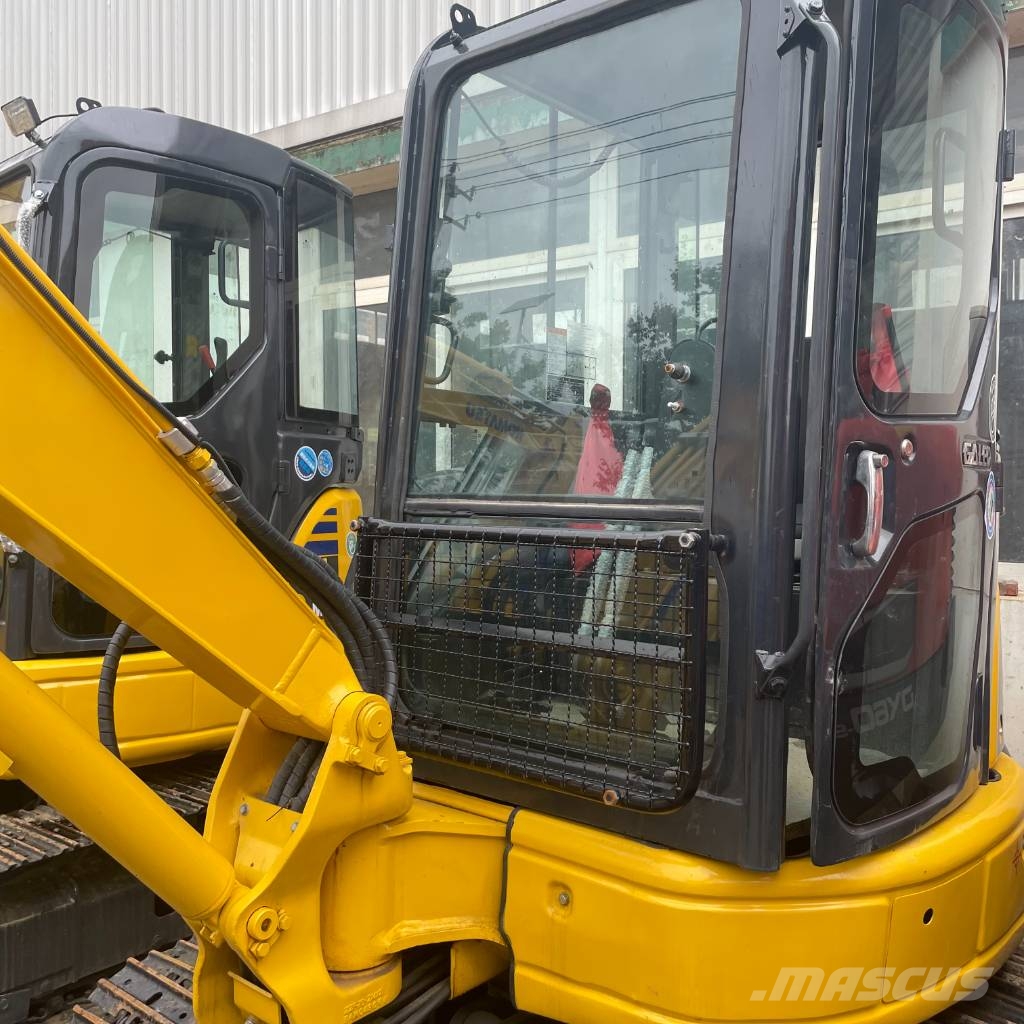 Komatsu PC 35 MR Mini bagri <7t