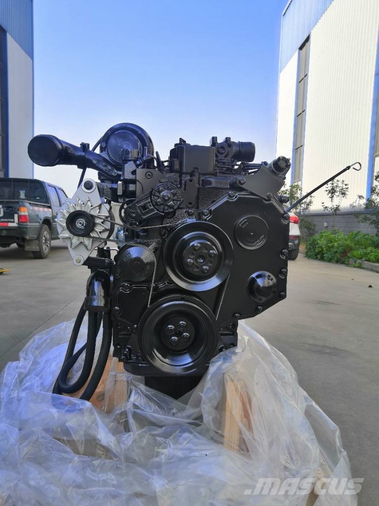 Komatsu PC200-7 / PC200LC-7 엔진