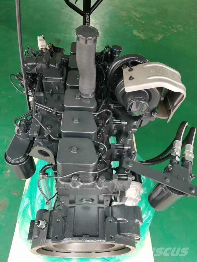 Komatsu PC200-7 / PC200LC-7 엔진