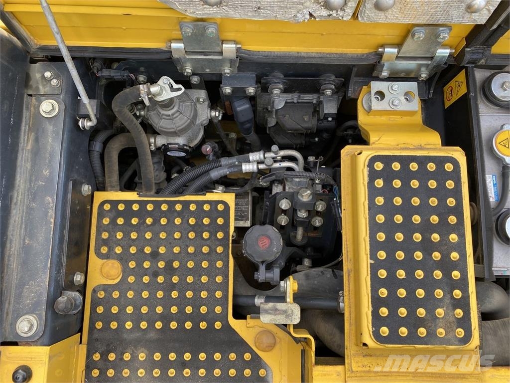 Komatsu PC138US-11 Gravemaskiner på larvebånd