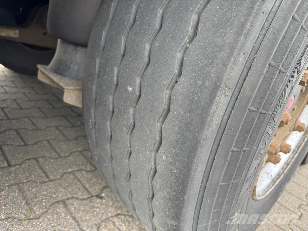 Krone N/A Schuifzeil -Dak / SAF-Disc Polprikolice s ponjavo