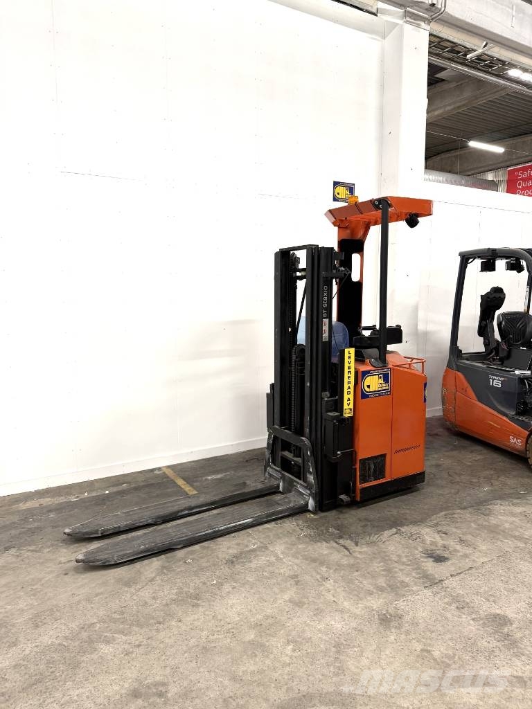 BT truck SSE135L Hochhubwagen mit Plattform
