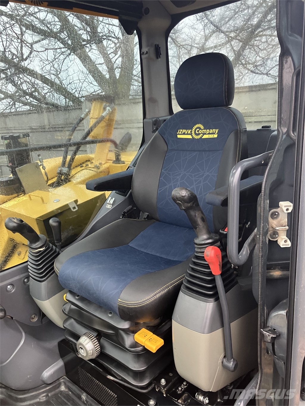 Komatsu PC 88 MR-10 Väikeekskavaatorid 7t-12t