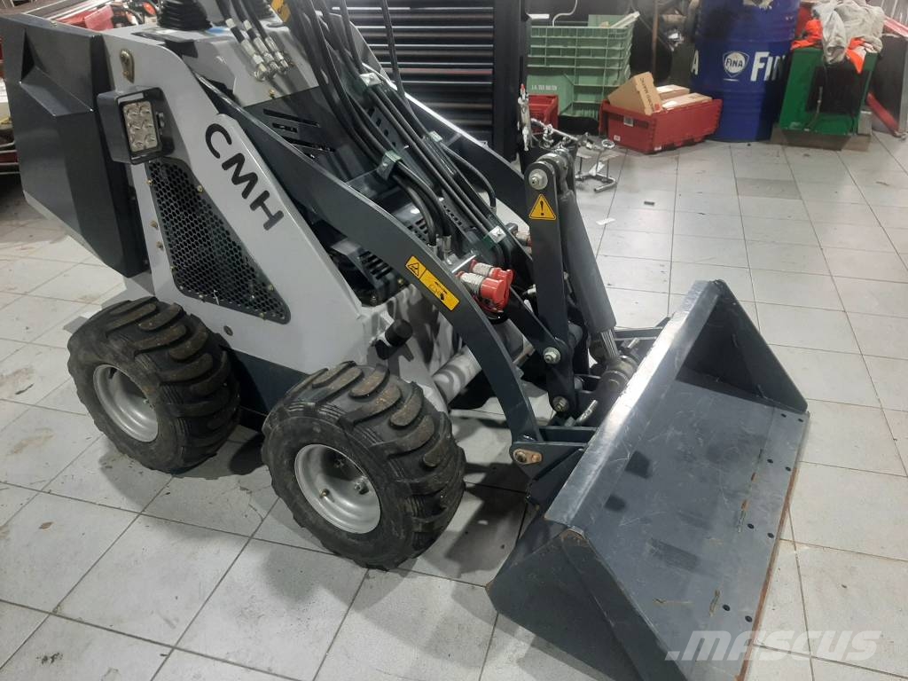 CMH HX320 mini loader Carregadores multiuso