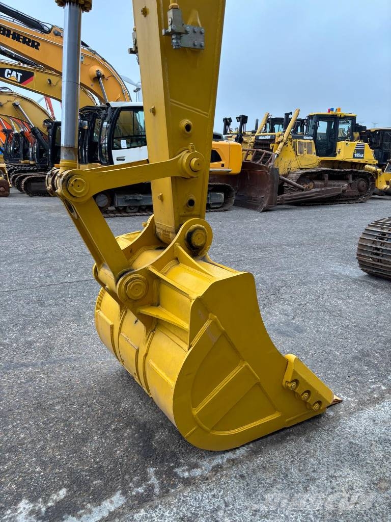 Komatsu PC 210-10M0 (New / Non CE Certified) Escavadeiras de esteiras