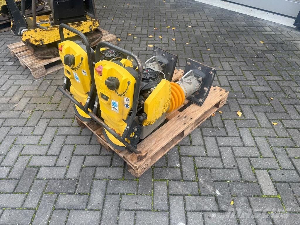 Bomag 2x BT 65 | 130 and 62 Hours | 2014 and 2017 | Insp Vibracijski nabijalci pilotov