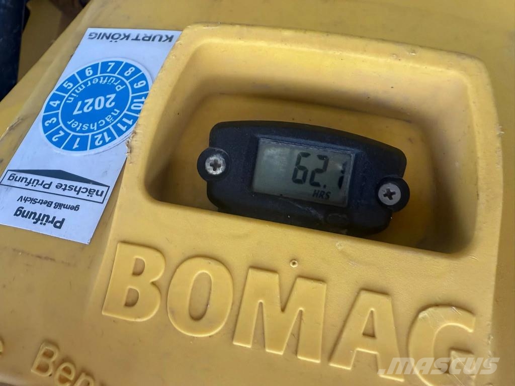Bomag 2x BT 65 | 130 and 62 Hours | 2014 and 2017 | Insp Vibracijski nabijalci pilotov