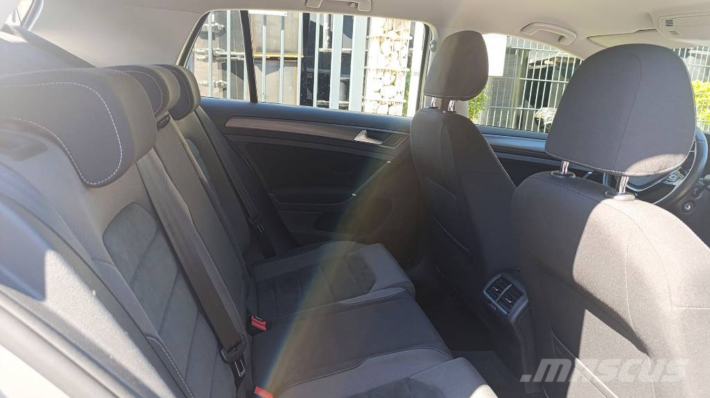 Volkswagen Golf VII 1.6 TDI - Klima, Navi, Standheizung Personbiler