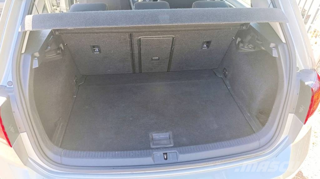 Volkswagen Golf VII 1.6 TDI - Klima, Navi, Standheizung Personbiler