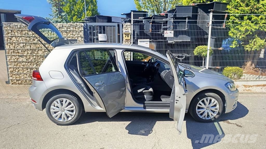 Volkswagen Golf VII 1.6 TDI - Klima, Navi, Standheizung Personbiler