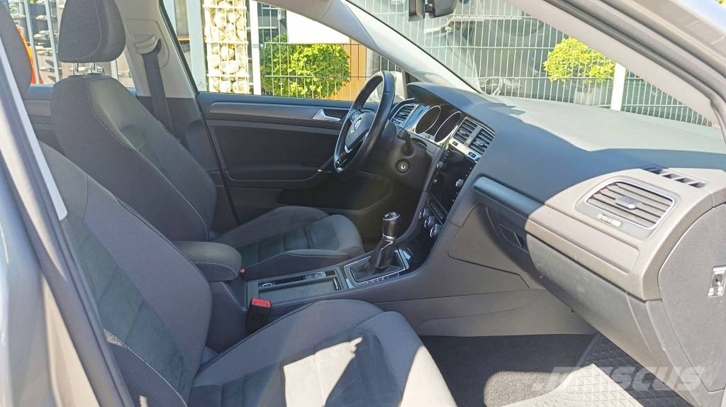 Volkswagen Golf VII 1.6 TDI - Klima, Navi, Standheizung Personbiler