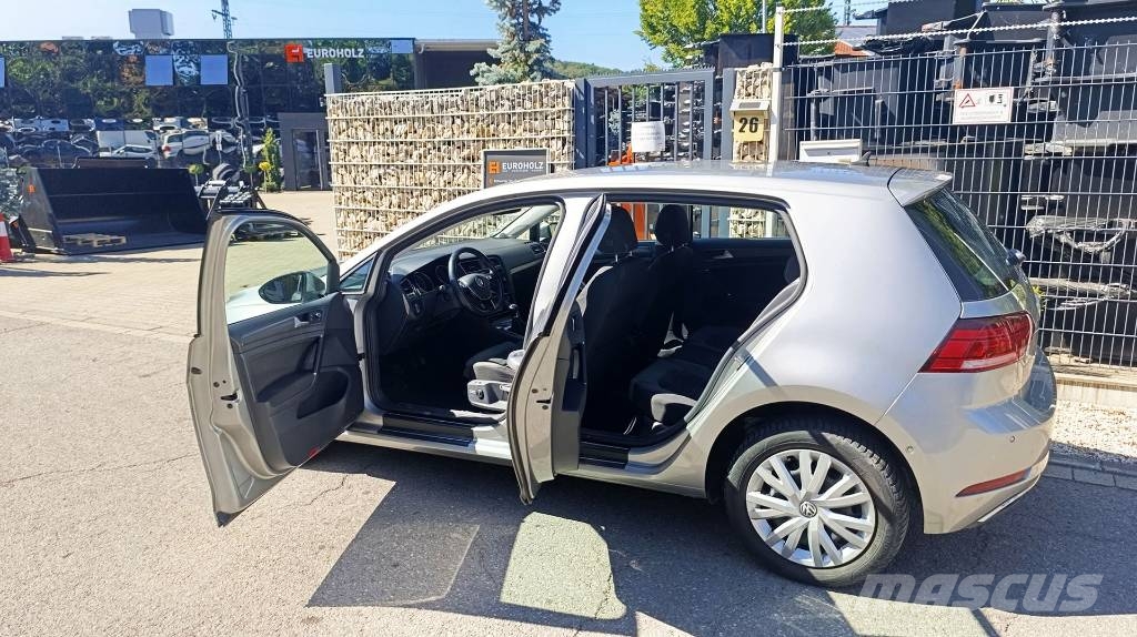 Volkswagen Golf VII 1.6 TDI - Klima, Navi, Standheizung Personbiler