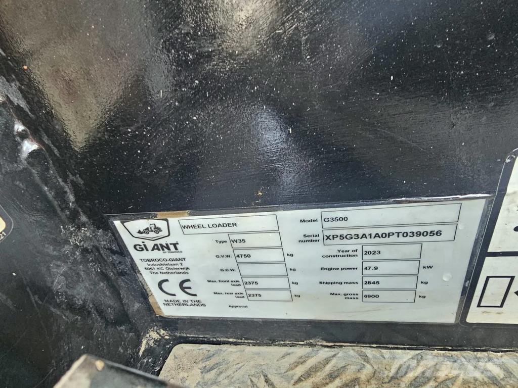 GiANT G3500 Teleskop-Radlader