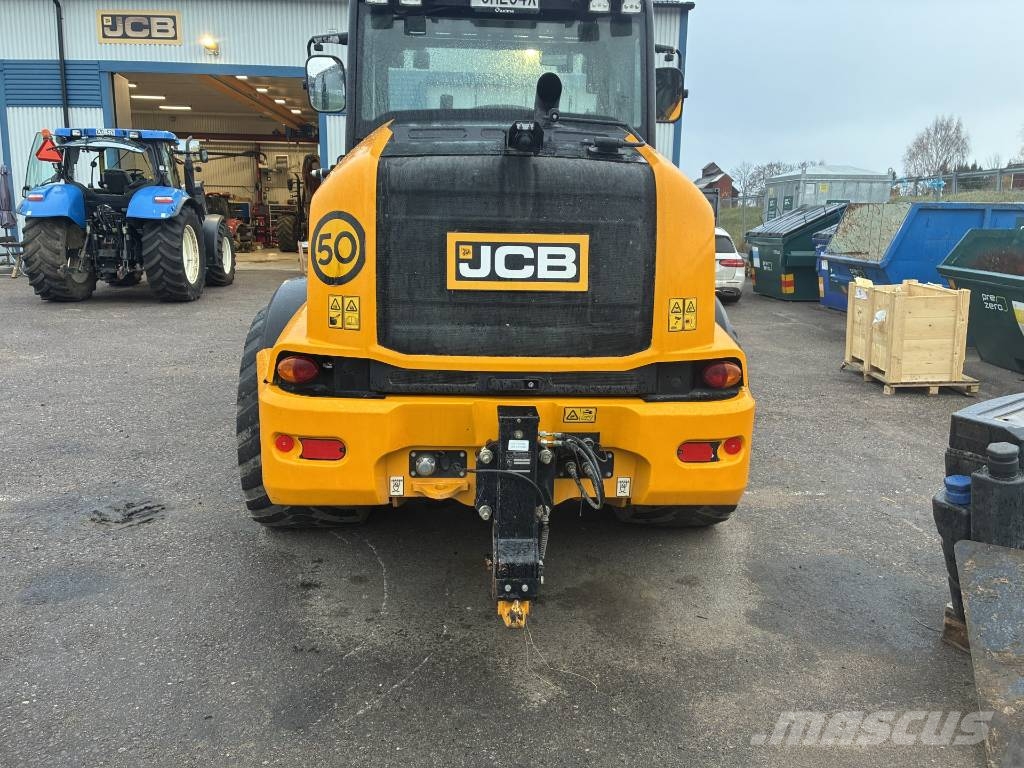 JCB TM 320 Maatalouskurottajat