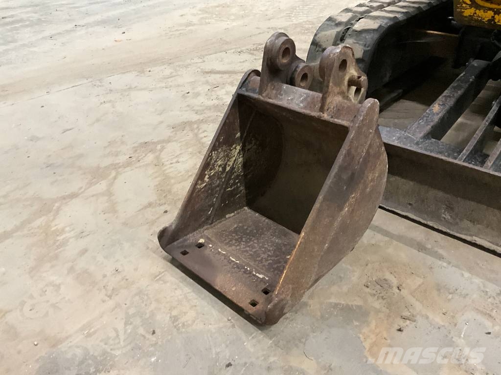JCB 8018 حفارات صغيرة أقل من 7 طن (حفارات صغيرة)