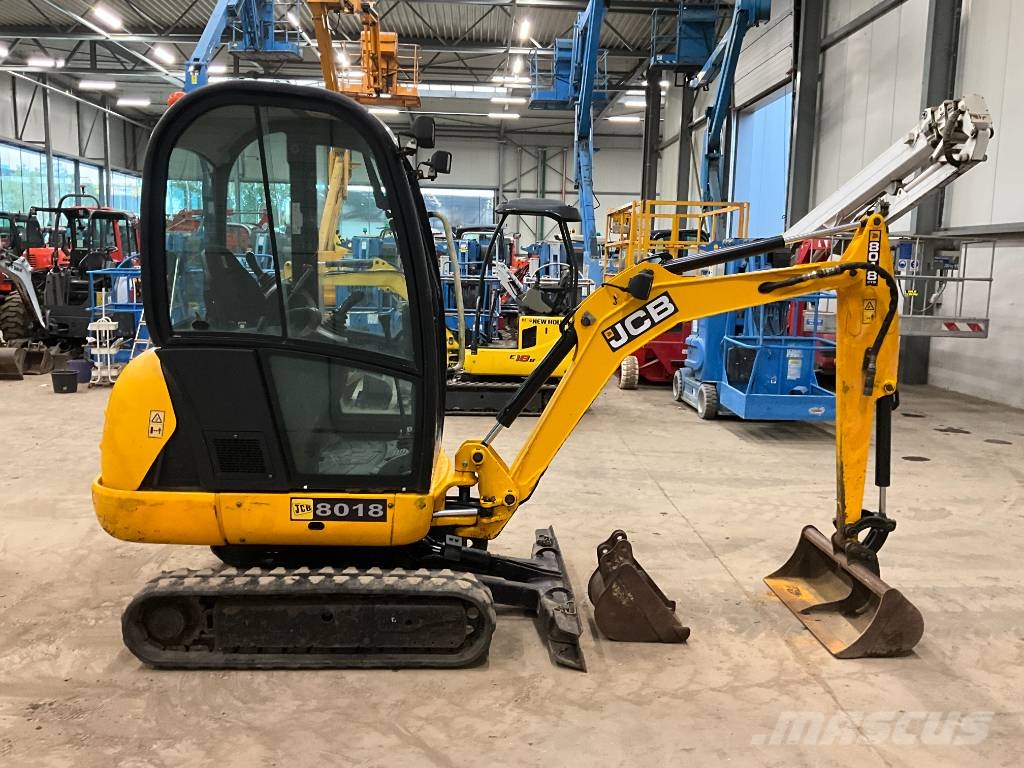 JCB 8018 حفارات صغيرة أقل من 7 طن (حفارات صغيرة)