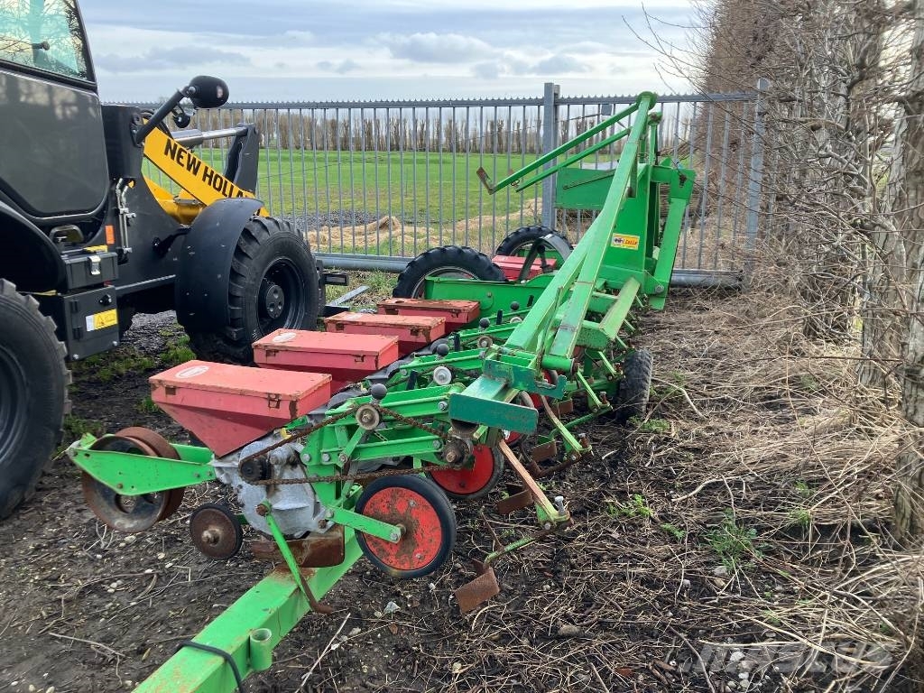 Vicon monocentra bietenzaaimachine Drills