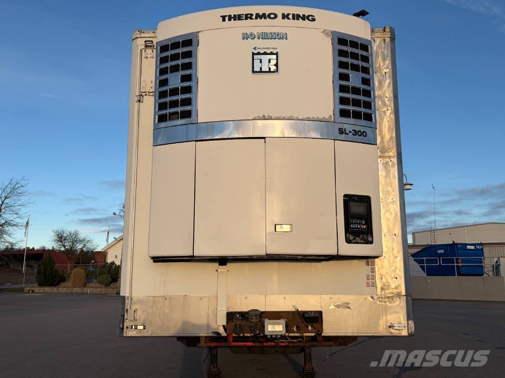 Bussbygg Skåptrailer, Öppningsbar sida, RWU700 نصف مقطورات ذات هيكل صندوقي