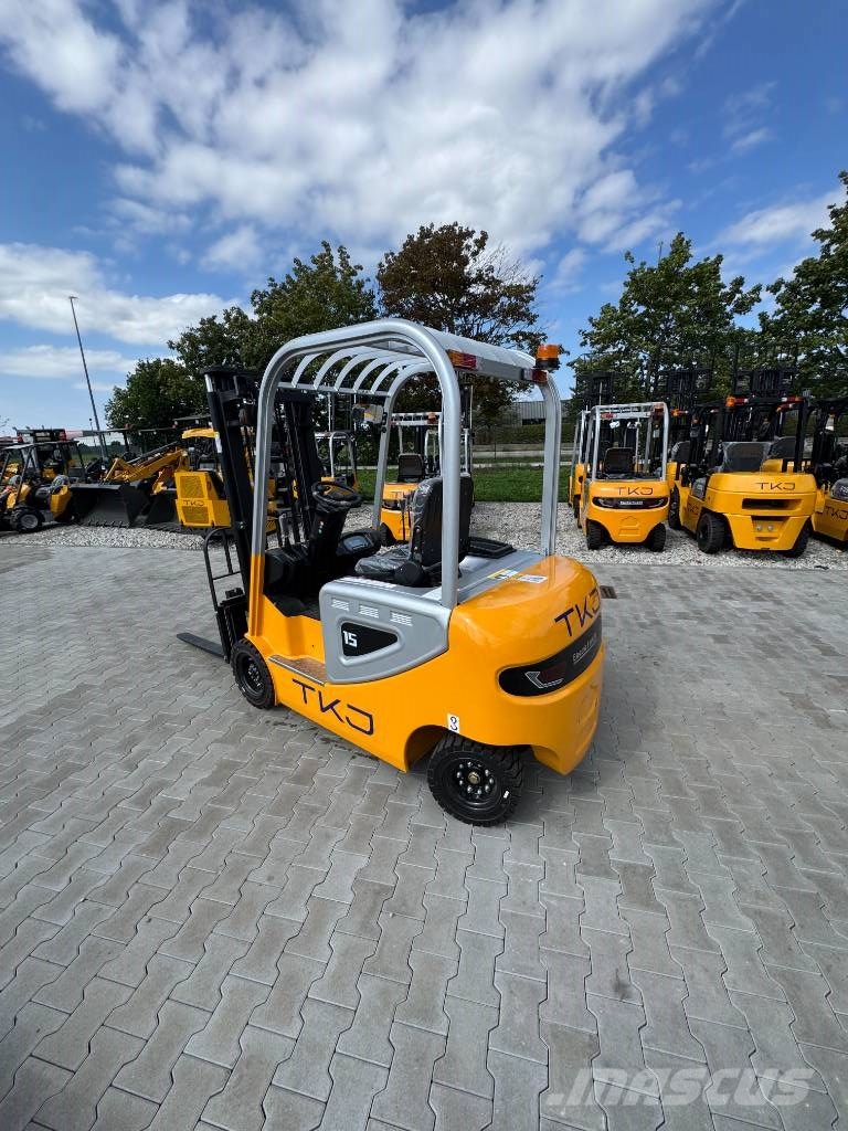 TKJ DF15 Sähkötrukit