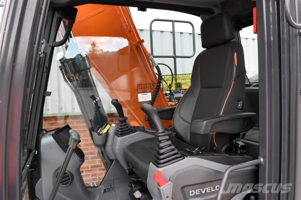 Develon DX 140 LC-7 K Crawler excavators