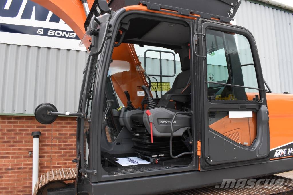 Develon DX 140 LC-7 K Crawler excavators