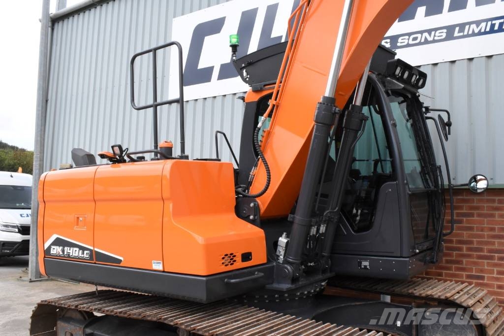 Develon DX 140 LC-7 K Crawler excavators