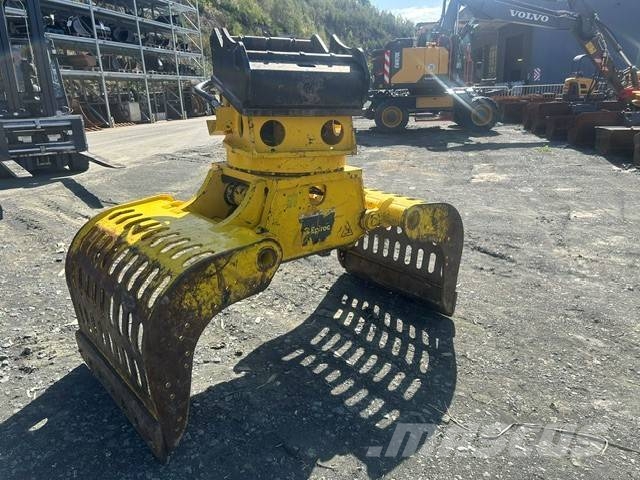 Epiroc MG 1500 mit OQ70/55 Greifer