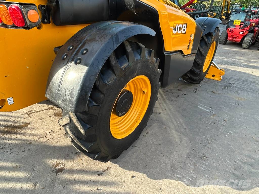 JCB 533-105 Carretillas telescópicas
