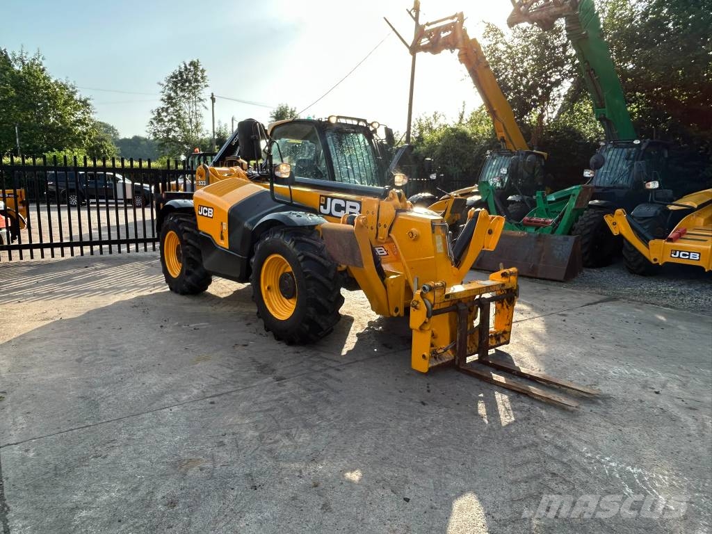 JCB 533-105 Carretillas telescópicas