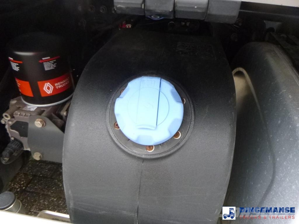 Renault Premium 270 dxi 4x2 fuel tank 13.3 m3 / 4 comp Tankwagen