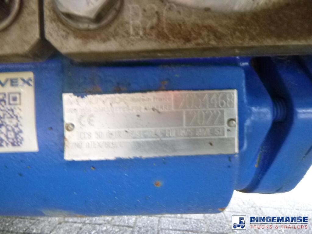 Renault Premium 270 dxi 4x2 fuel tank 13.3 m3 / 4 comp Tankwagen
