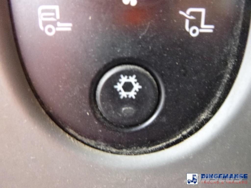 Renault Premium 270 dxi 4x2 fuel tank 13.3 m3 / 4 comp Tankwagen