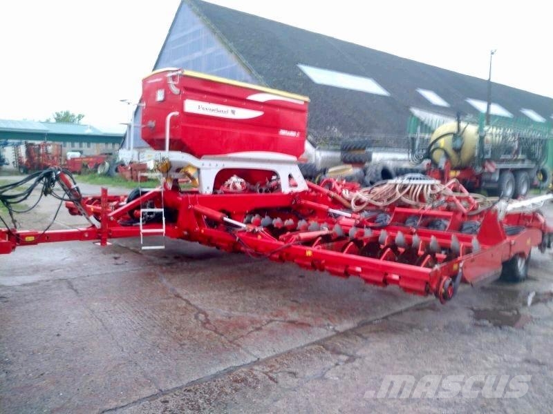 Pöttinger Terrasem C9 Artis Agricultura - Otros
