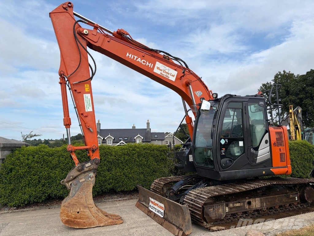 Hitachi ZX 135 US Roomikekskavaatorid