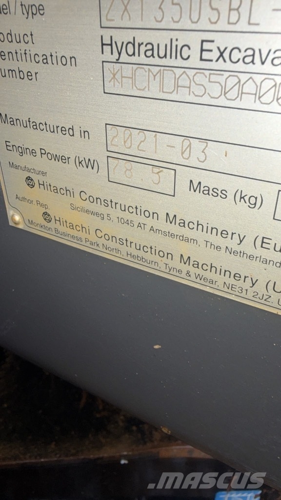 Hitachi ZX 135 US Roomikekskavaatorid