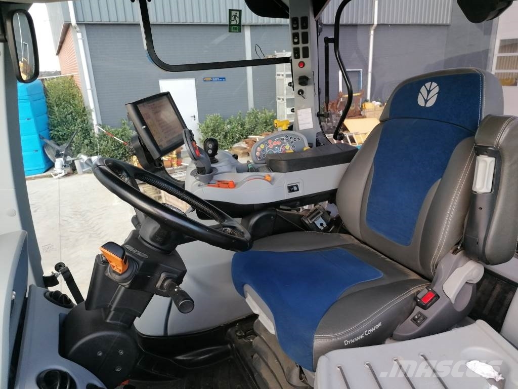New Holland T7.210AC Traktorer