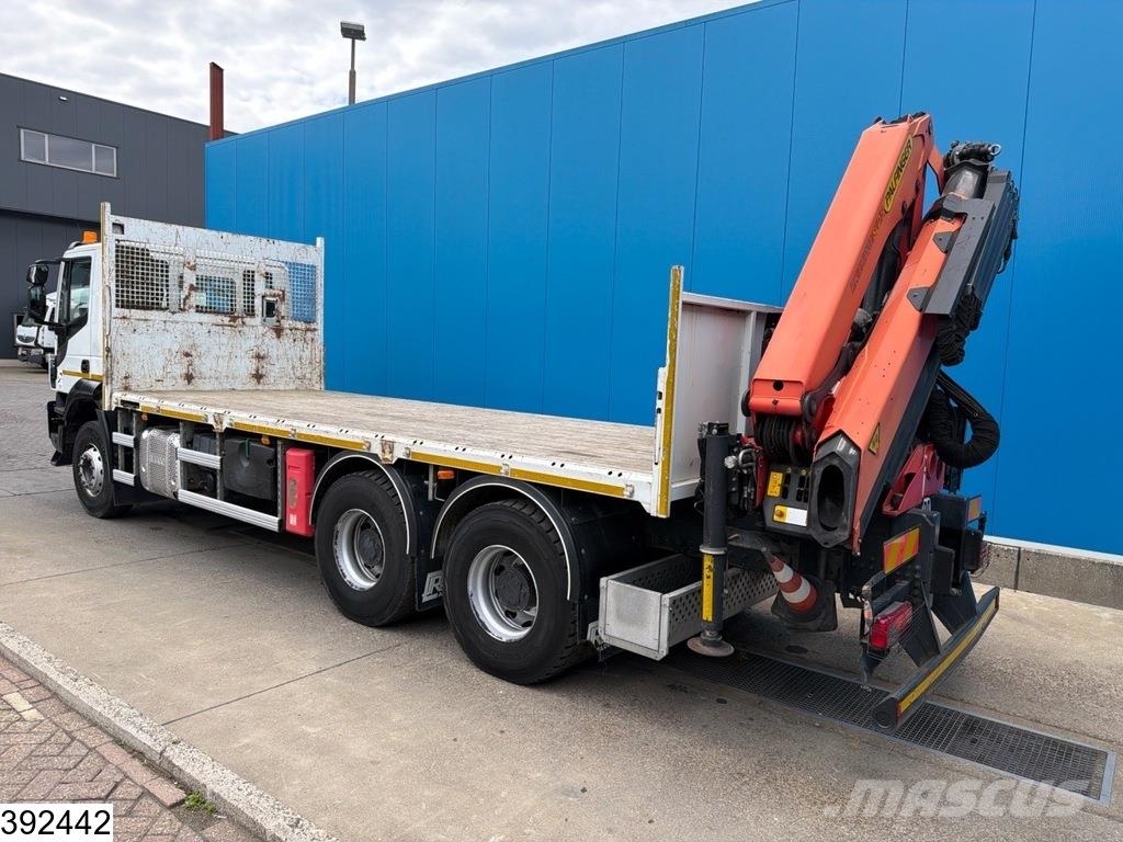 Iveco X-Way 360 6x4, EURO 6, Palfinger, Remote Camioane platforma/prelata