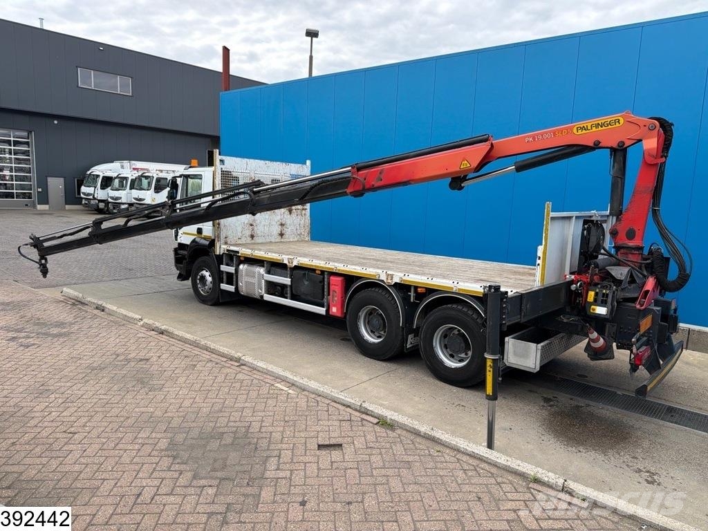 Iveco X-Way 360 6x4, EURO 6, Palfinger, Remote Camioane platforma/prelata