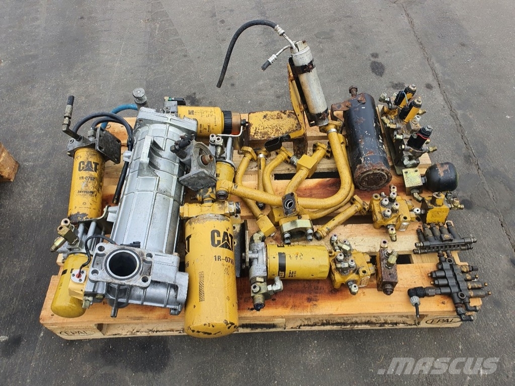CAT 330 C ROZDZIELACZ HYDRAULICZNY Гідравліка