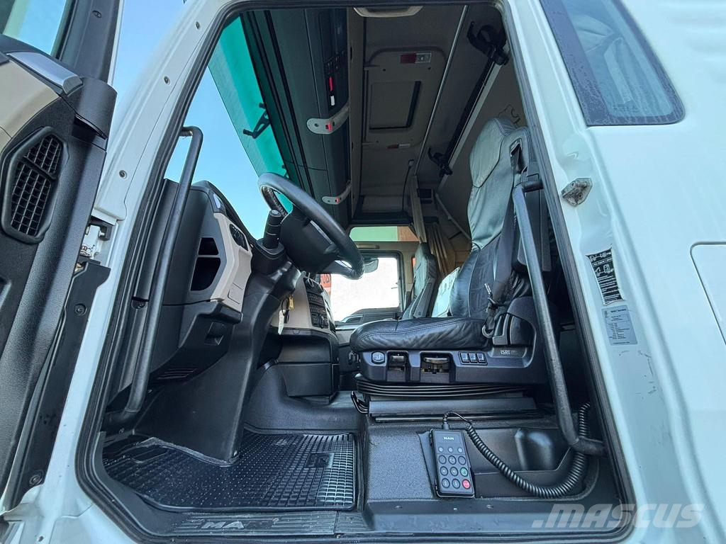 MAN TGX 28.500 6x2 XXL CAB / INTARDER / DOUBLE BOGIE وحدات الجر