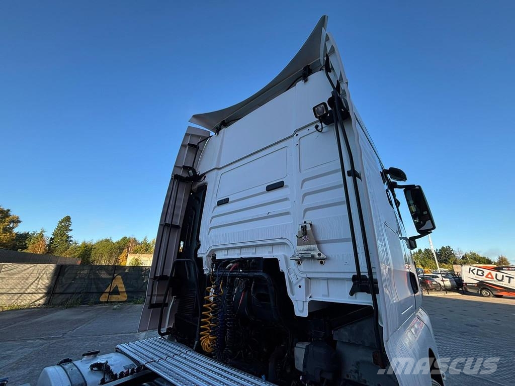 MAN TGX 28.500 6x2 XXL CAB / INTARDER / DOUBLE BOGIE وحدات الجر