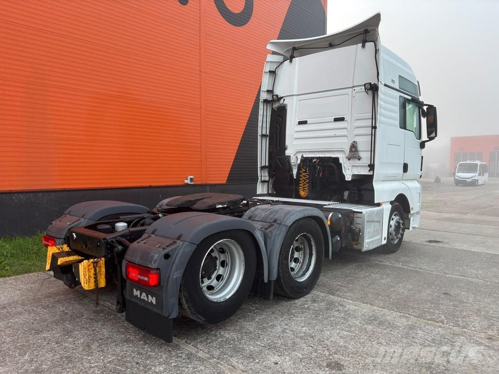 MAN TGX 28.500 6x2 XXL CAB / INTARDER / DOUBLE BOGIE وحدات الجر