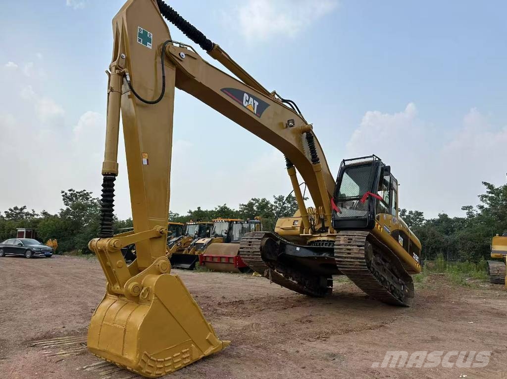 CAT 325 C Гусеничні екскаватори