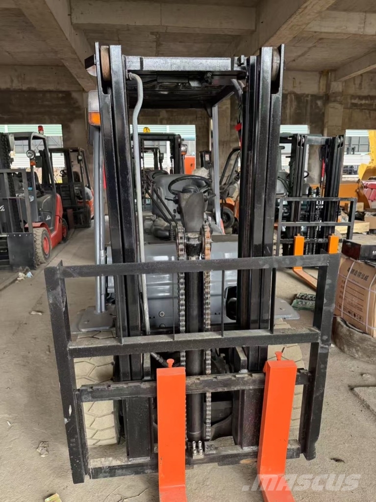 Toyota 7FD 30 8FD30  6FD30 Diesel forklifts