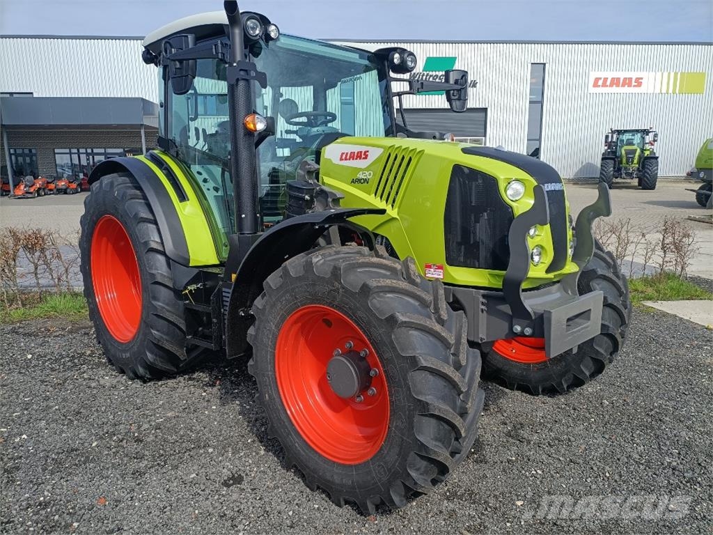 CLAAS Arion 420 Advanced Traktoren